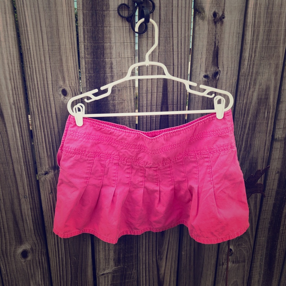 Pleated skirt